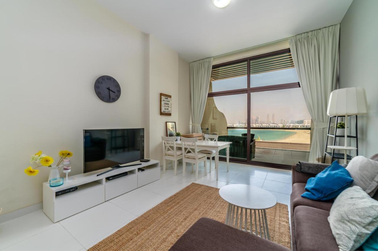 Club Vista Mare, Free Riva Beach Club Access Дубай Екстериор снимка