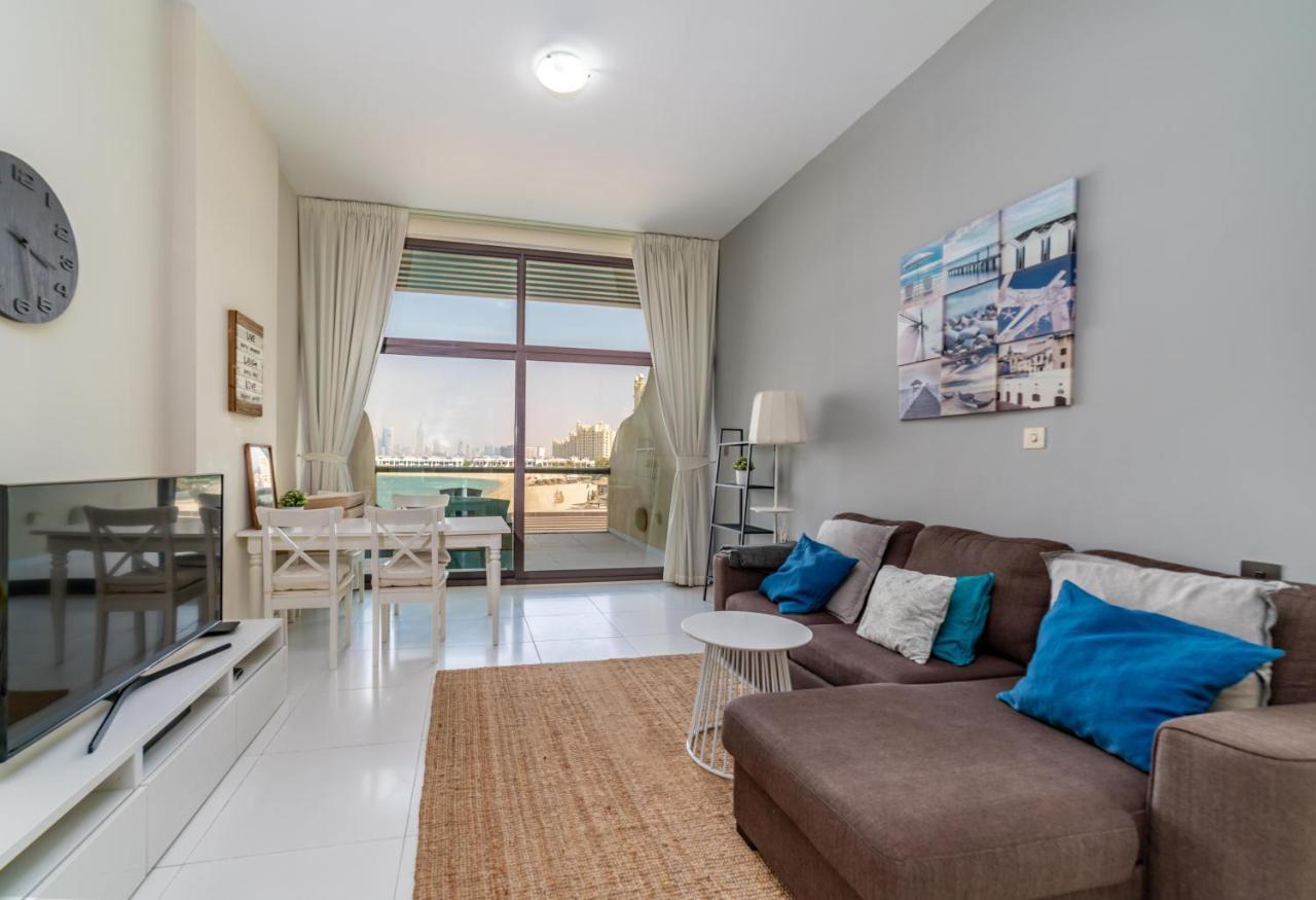Club Vista Mare, Free Riva Beach Club Access Дубай Екстериор снимка